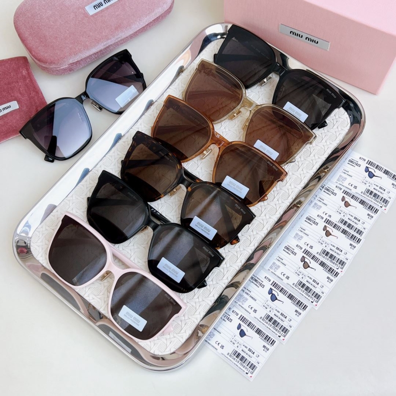 MIU MIU